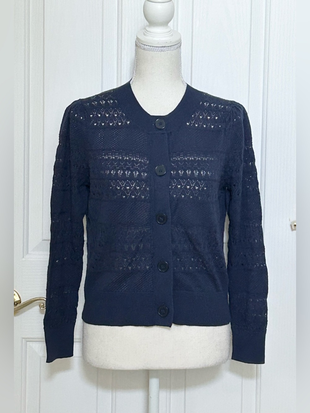 NWT 525 Open-Knit Button Front Closure Women's Sweater Cardigan, Navy, Size Smal